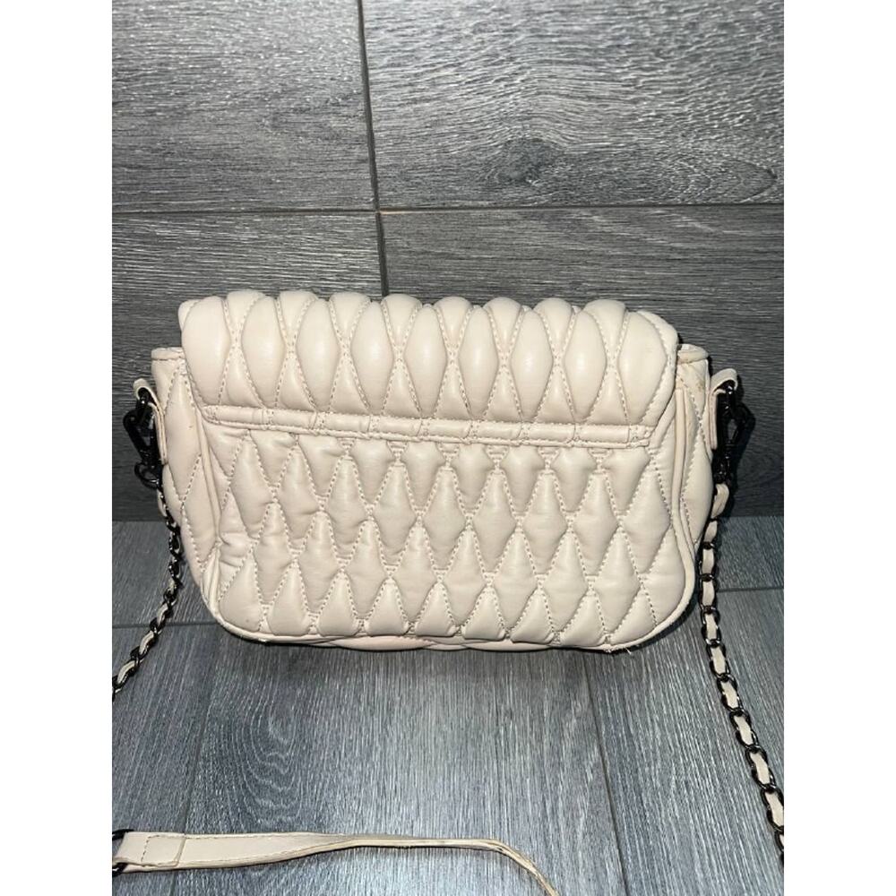 Badgley Mischka Gray Mini chain Quilted beige Crossbody Bag B000669 - Picture 7 of 10